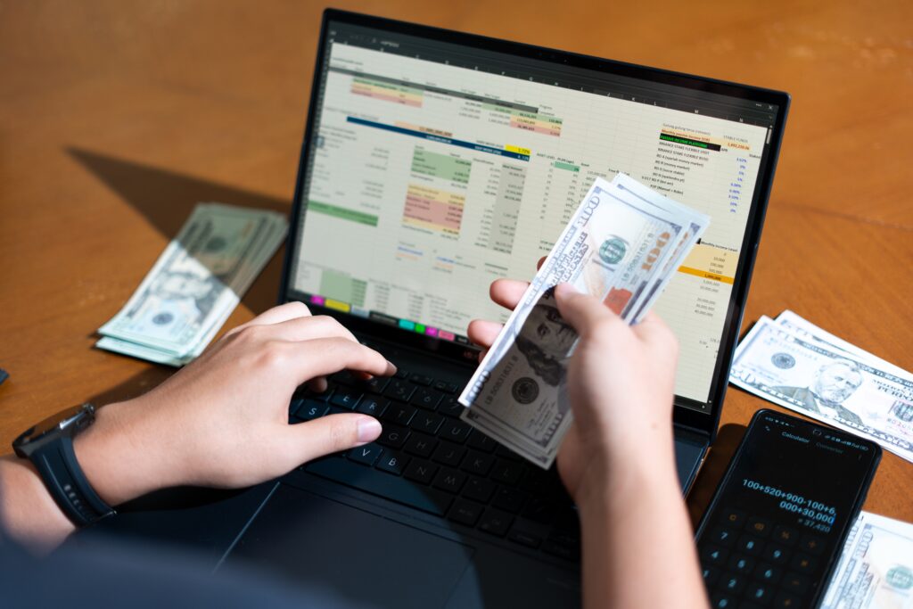 هل يمكن ان تصبح غنيا من التداول؟